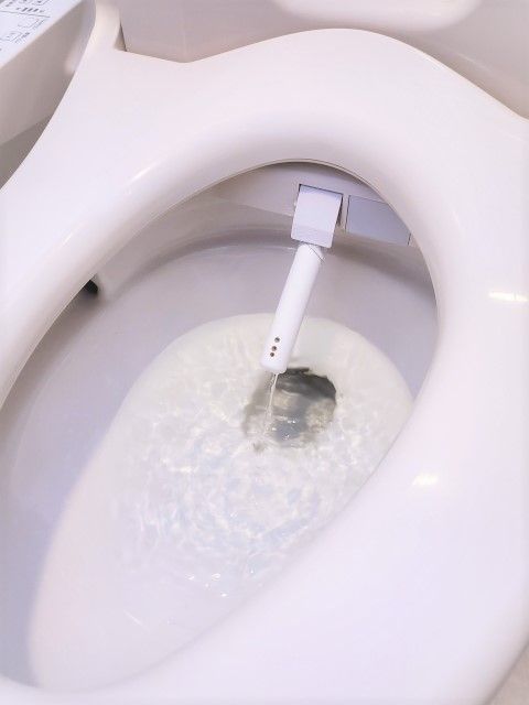 「外出先のウォシュレットは汚い気が…」「水は清潔なのか」使いたくない声続出 TOTOに聞いたら、驚きの技術が…|まいどなニュース
