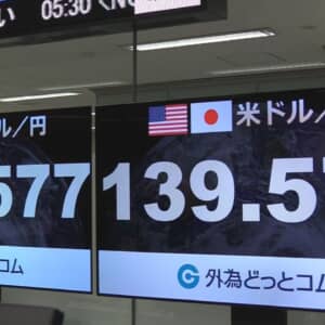 1ドル139円台に…年内にさらに円高になると思う？