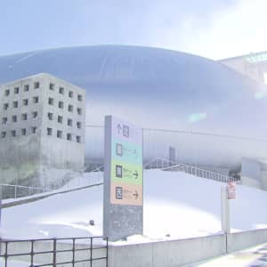 札幌ドームの命名権:年間2億5000万円以上は高いと思いますか？