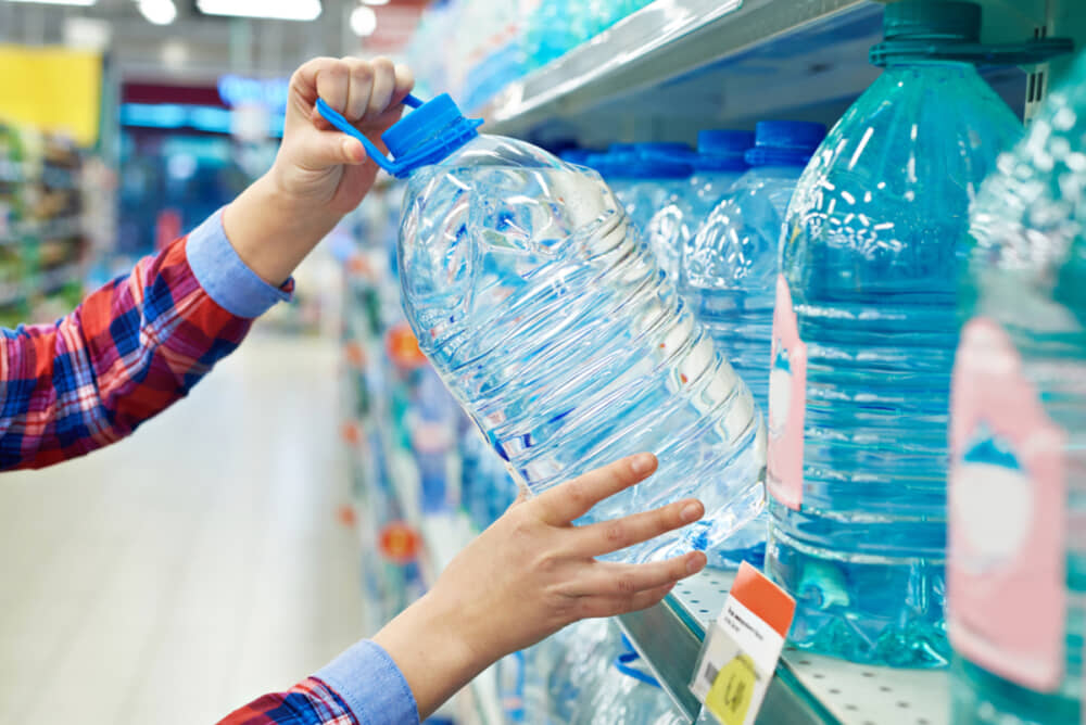 スーパーにある「無料の水」活用していますか？