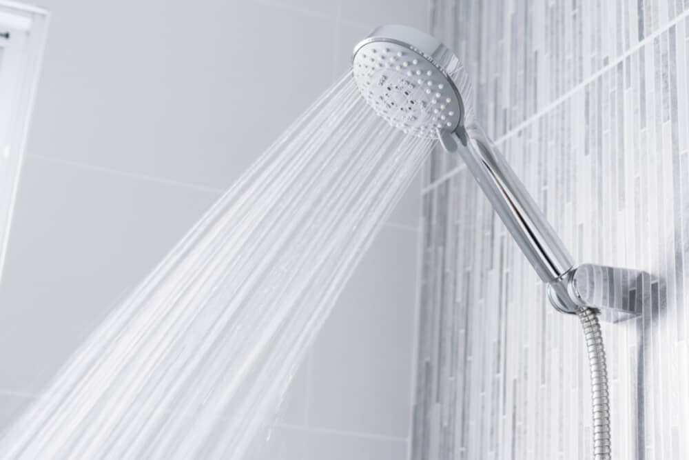 節約の為に浴槽なしでシャワーのみの物件は住めますか？