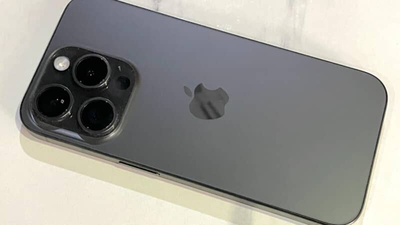 iPhone 16　買いますか？