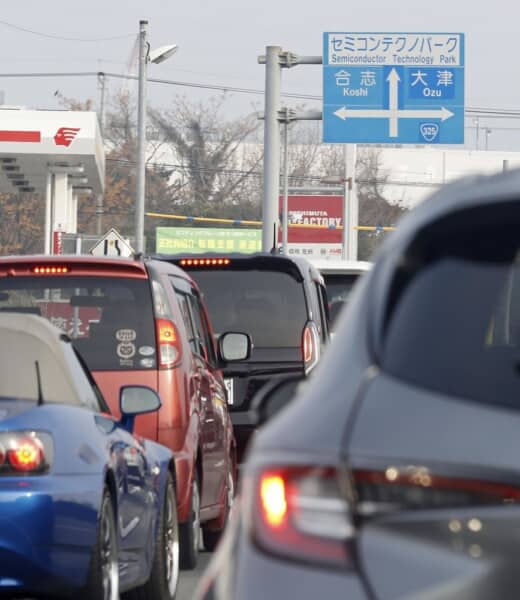 自動車保険料の引き上げはおかしいと思う？