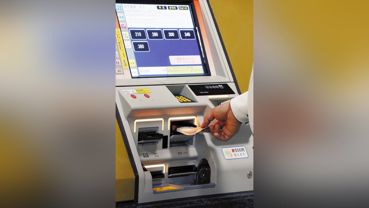 新紙幣発行で券売機更新１台２０万円、大きな負担…完全キャッシュレスに移行する店舗も