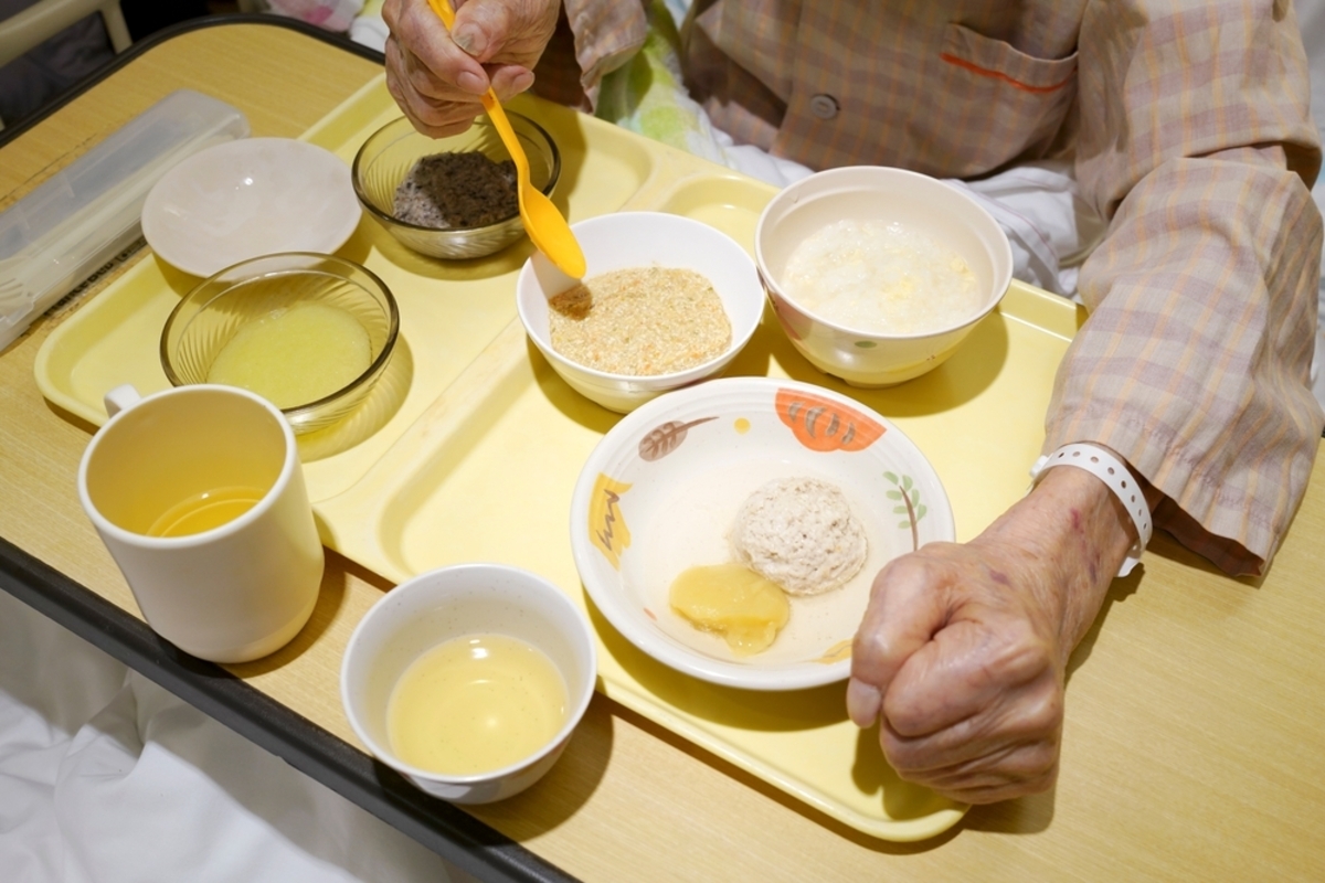 【入院中の食費】大部屋に30日間入院し、高額療養費制度を使っても請求額は20万円でした。病院の食事に「1食400円」は高いでしょうか？（ファイナンシャルフィールド） - Yahoo!ニュース