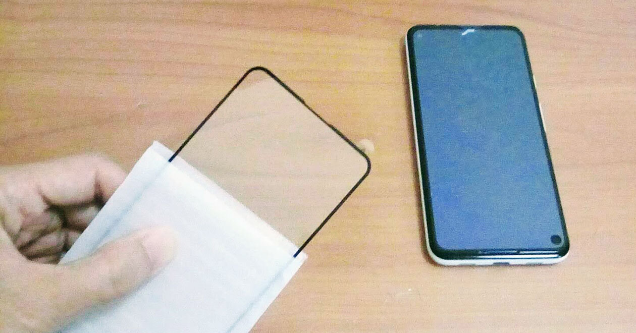 スマホの『画面保護フィルム』は不要？　強化ガラスが普及した今でも貼る意味がある？（スマホライフPLUS） - Yahoo!ニュース