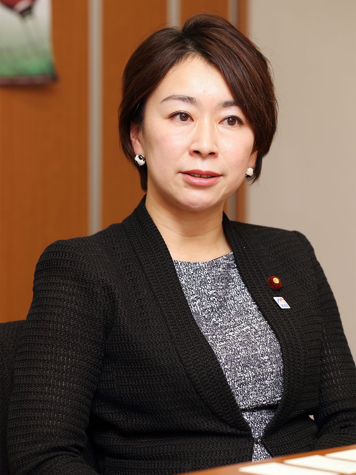 山尾志桜里「議員パス」を使って“不倫報道”弁護士と密会の過去《国民民主党から立候補》（文春オンライン） - Yahoo!ニュース