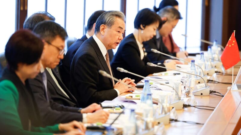 中国側が訪日に再警告 侮辱や暴行