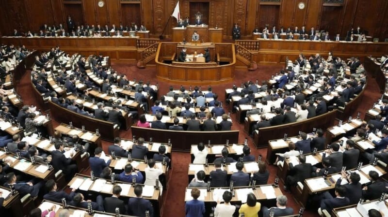 与党 衆院で過半数に達する見込み