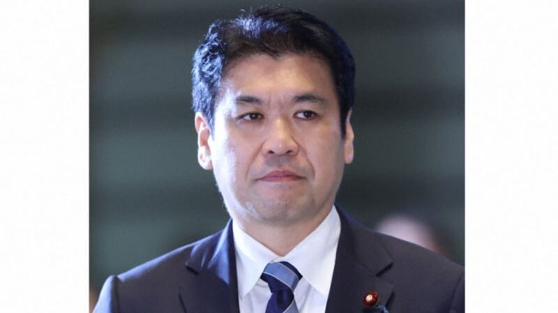 嵐の公演と入試重複 文科相が言及