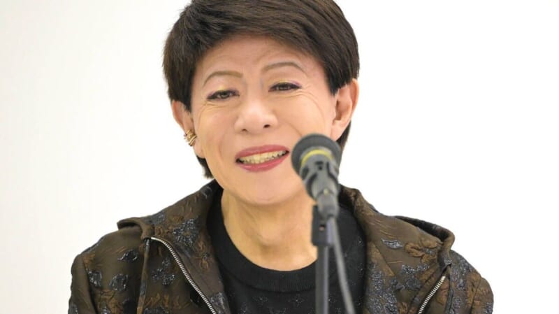 難病診断の美川憲一が復帰会見