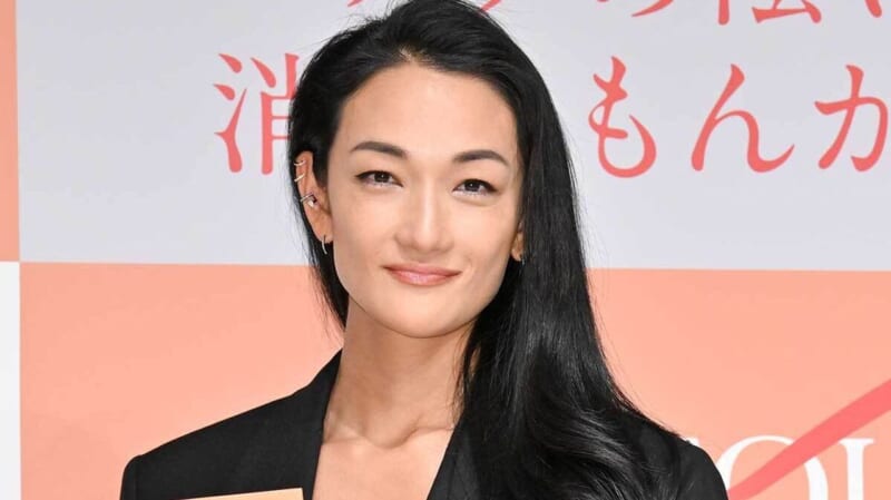 冨永愛 インスタで妊娠を発表