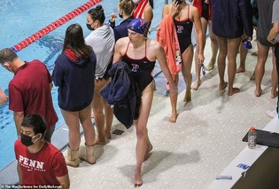 元男性のトランス女子水泳選手(※性的指向はレズビアン)。更衣室で男性器を隠さずマッパでうろつく : 痛いニュース(ノ∀`)