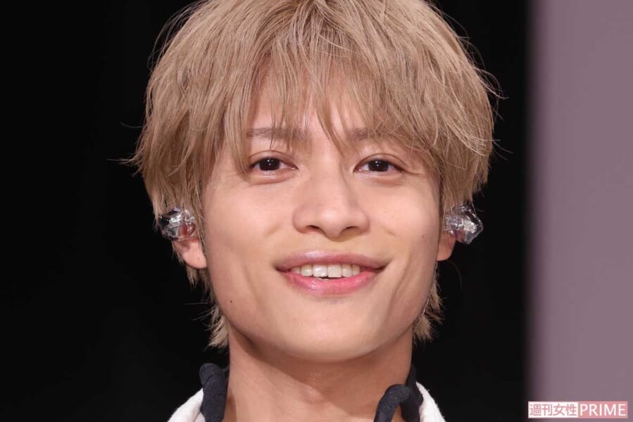 WEST.中間の熱愛相手が写真集発売！売名行為？