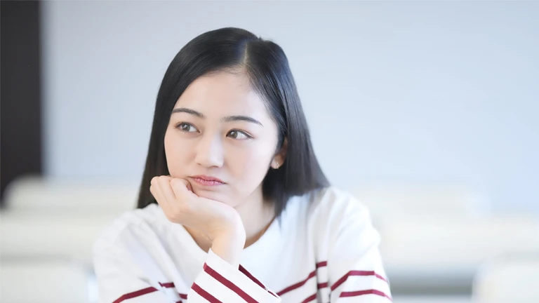 まさかの瞬間!夫婦の夜の営みを子どもに見られた!どう対処する?