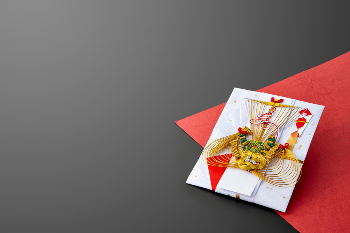 姉からのご祝儀が「3万円」でした。家族だと多めに包むと聞いたのですが、これって「マナー違反」ではありませんか? 感謝の気持ちはありますが気になります…|ファイナンシャルフィールド|その他暮らし